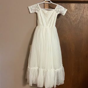 - NWT GIRLS DRESS -